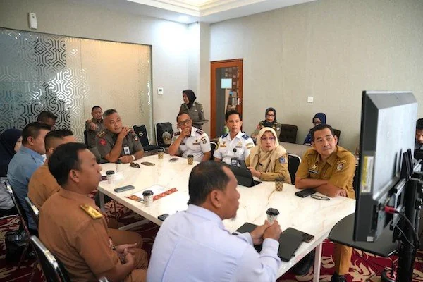 Rapat pembahasan polemik pemanfaatan Terminal Malengkeri dan Daya