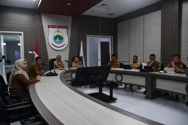 Gubernur dan Wakil Gubernur Sulbar saat melakukan evaluasi OPD (dok:Ist)