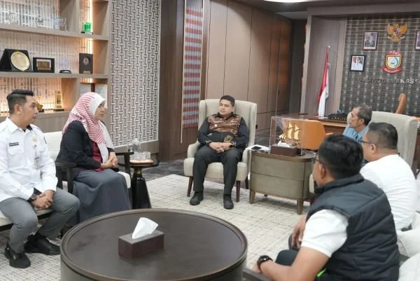 Audiens KPU Makassar dengan Wali Kota Makassar Munafri Arifuddin (Dok: Ist).