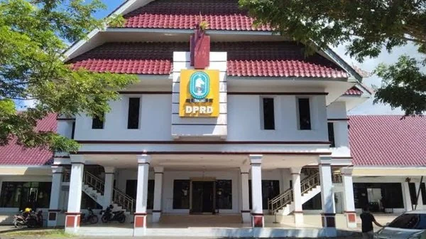 Gedung DPRD Kabupaten Sinjai, Sulawesi Selatan. (FOTO IST)