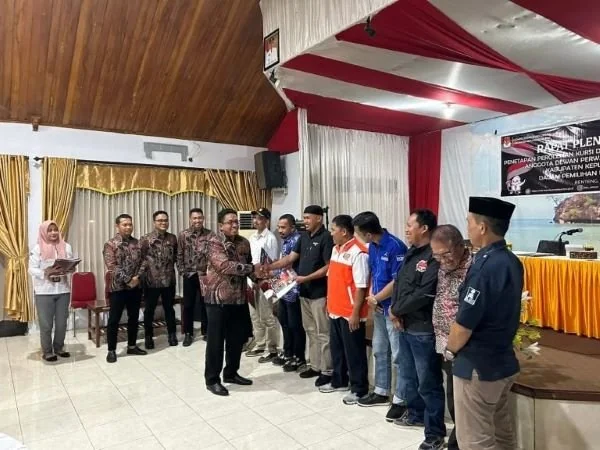 Komisi Pemilihan Umum (KPU) Kabupaten Kepulauan Selayar telah menggelar Rapat Pleno terbuka untuk menetapkan jursi dan calon terpilih Anggota DPRD hasil Pemilu 2024.