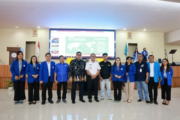 Wali Kota Makassar, Moh Ramdhan Pomanto dalam Seminar Nasional yang diadakan oleh Himpunan Mahasiswa Manajemen Fakultas Ekonomi dan Bisnis Universitas Kristen Indonesia (UKI) Paulus, hari ini, Rabu (19/06).