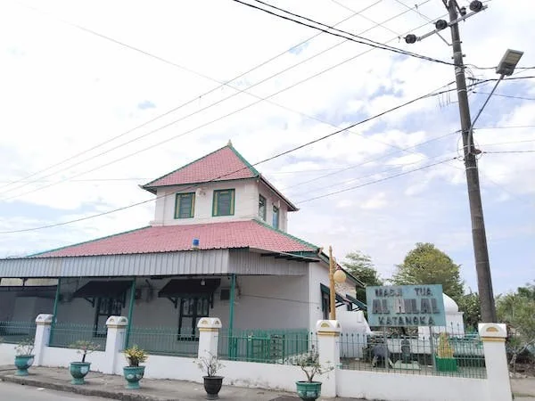 Masjid Tua Katangka (Foto : Mirgebi KabarMakassar).