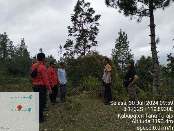 Tim patroli gabungan yang terdiri dari anggota Polri - TNI dan tim Manggala Agni melaksanakan patroli dan monitoring kawasan hutan (Dok : Ist).