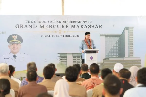 Wali Kota Makassar Munafri Arifuddin saat Memberikan Sambutan di Groundbreaking Hotel Mercure (Dok: Ist).