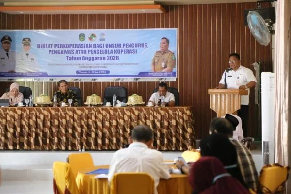 Kepala Disdagkop UKMP Luwu Timur, Senfry (Dok: Ist)