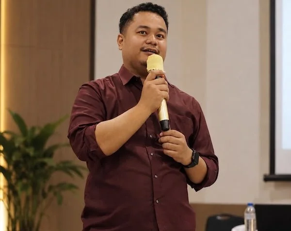 Ahmad Rosandi Sakir, S.I.P., M.A.P. (Dosen Ilmu Administrasi Negara Fisip Unpatti / Mahasiswa Doktoral (S3) Ilmu Admininstarsi Publik Universitas Hasanuddin)